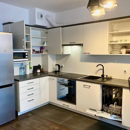 Modern Calm Studio, Apartment