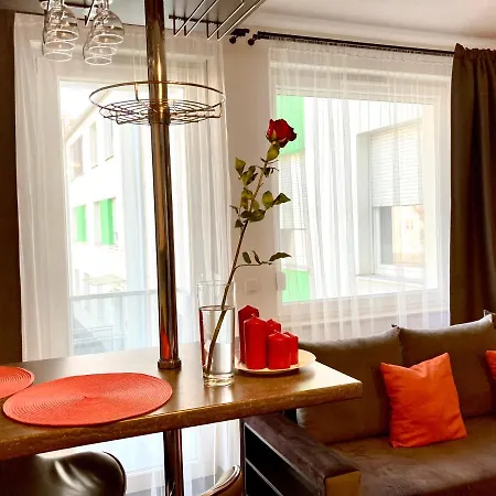 Modern Calm Studio,